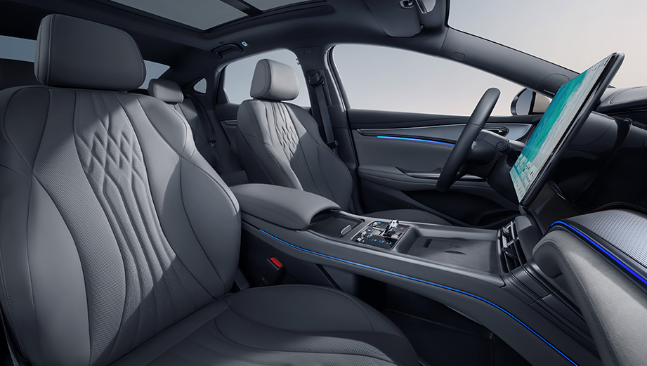 Ripple wrap-around leather seats